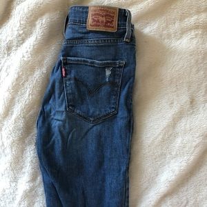 Levi’s skinny jeans